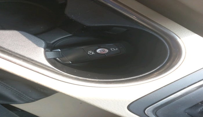 2021 Ford Endeavour TITANIUM PLUS 2.0 4X4 AT SUNROOF, Diesel, Automatic, 70,048 km, interior