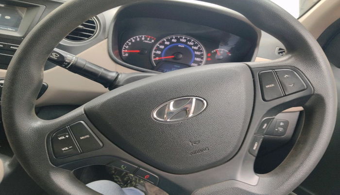 2017 Hyundai Grand i10 SPORTZ 1.2 KAPPA VTVT, Petrol, Manual, 23,049 km, interior