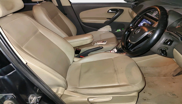 2017 Volkswagen Vento HIGHLINE 1.5 AT, Diesel, Automatic, 1,71,346 km, interior