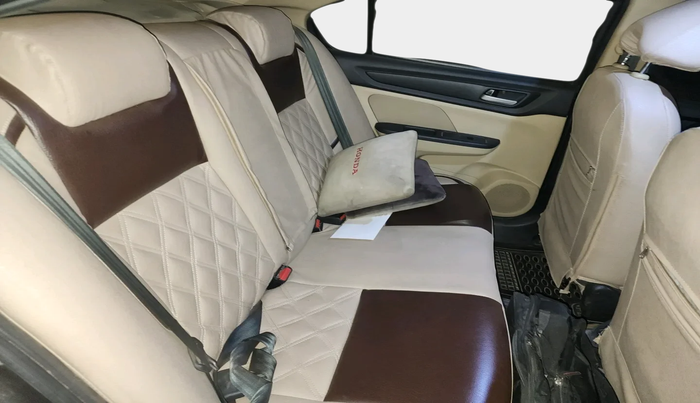 2018 Honda Amaze 1.2L I-VTEC S, Petrol, Manual, 1,05,241 km, interior