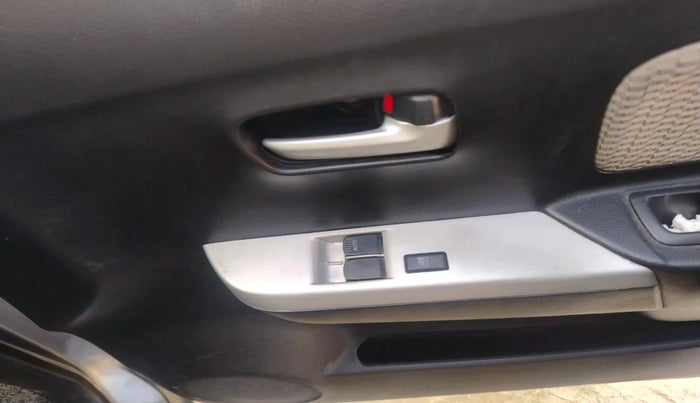 2018 Maruti Wagon R 1.0 LXI CNG, Petrol, Manual, 1,00,227 km, interior