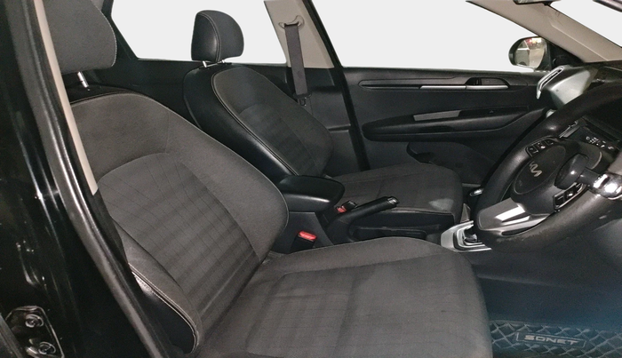 2022 KIA SONET HTK PLUS 1.5, Diesel, Manual, 1,06,454 km, interior
