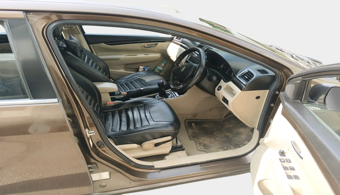 2016 Maruti Ciaz ZDI+ SHVS, Diesel, Manual, 1,48,336 km, interior