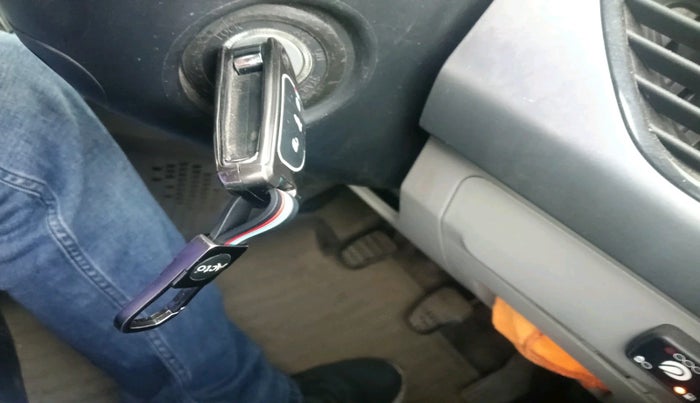 2018 Tata NEXON XM PETROL, CNG, Manual, 88,540 km, interior