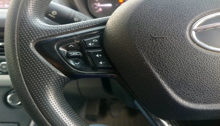 2018 Tata NEXON XM PETROL, CNG, Manual, 88,540 km, interior