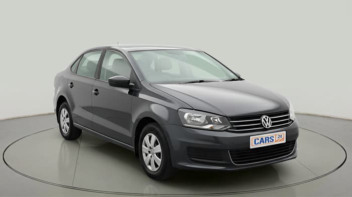 2015 Volkswagen Vento TRENDLINE 1.6, Petrol, Manual, 1,30,458 km, exterior