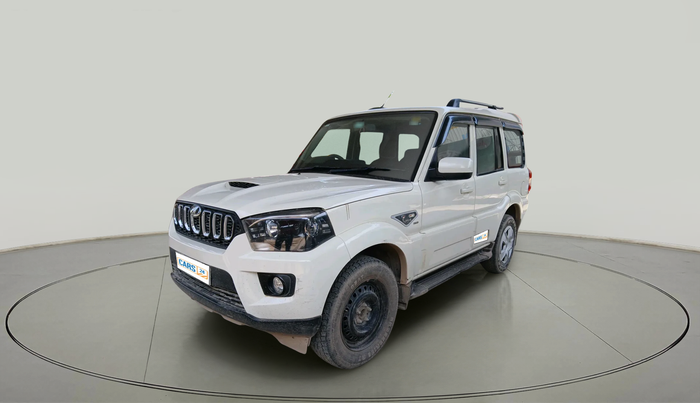 2018 Mahindra Scorpio S7, Diesel, Manual, 67,130 km, exterior