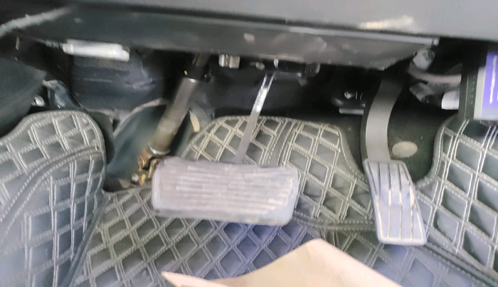 2022 Mahindra XUV700 AX 7 LUXURY D AWD AT 7 STR, Diesel, Automatic, 46,479 km, interior