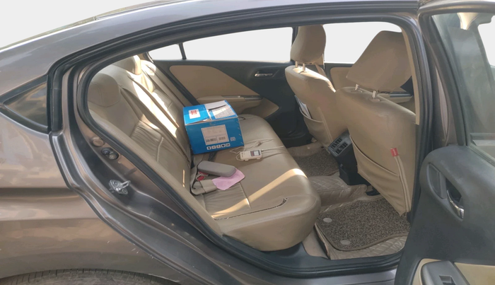 2016 Honda City 1.5L I-VTEC V MT, Petrol, Manual, 83,800 km, interior