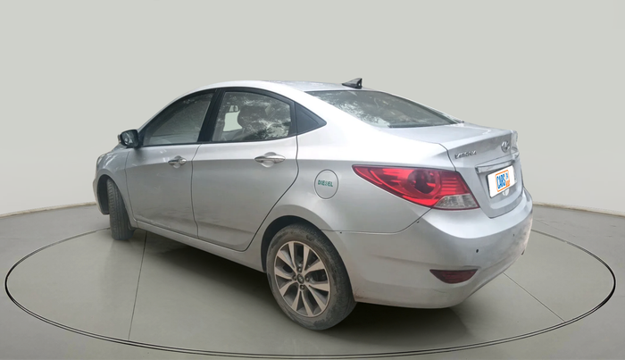 2015 Hyundai Verna FLUIDIC 1.6 CRDI SX, Diesel, Manual, 79,113 km, exterior