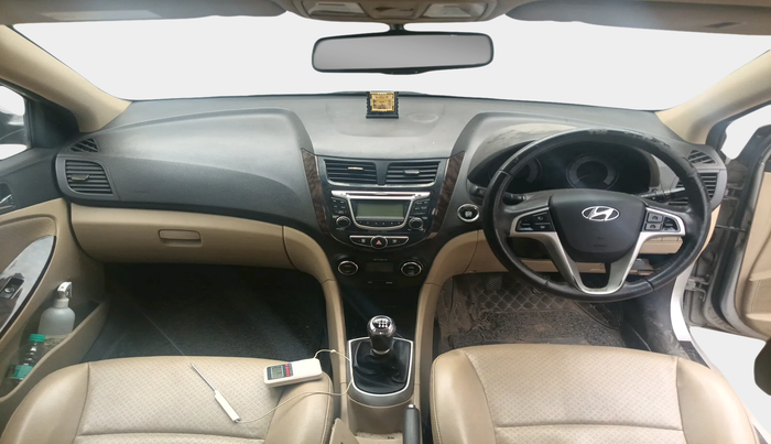 2015 Hyundai Verna FLUIDIC 1.6 CRDI SX, Diesel, Manual, 79,113 km, interior