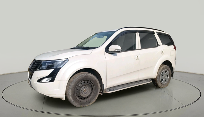 2019 Mahindra XUV500 W5, Diesel, Manual, 34,950 km, exterior