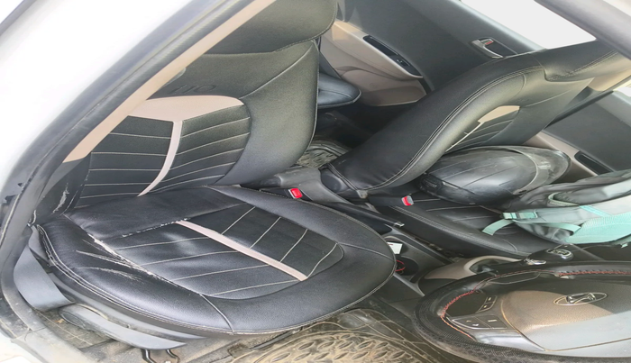 2014 Hyundai i10 ASTA 1.2, Petrol, Manual, 45,700 km, interior