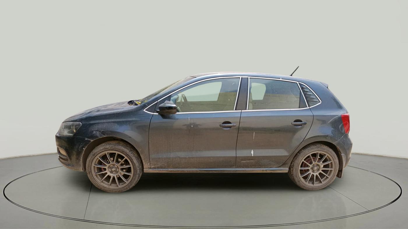 2017 Volkswagen Polo HIGHLINE1.2L, Petrol, Manual, 72,997 km, exterior