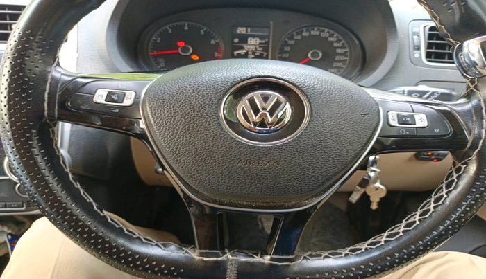 2017 Volkswagen Polo HIGHLINE1.2L, Petrol, Manual, 72,997 km, interior