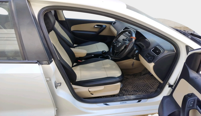 2019 Volkswagen Ameo HIGHLINE PLUS 1.0L 16 ALLOY, Petrol, Manual, 44,952 km, interior