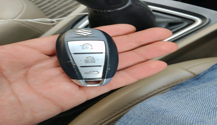 2016 Maruti Ciaz ZXI+, Petrol, Manual, 68,000 km, interior