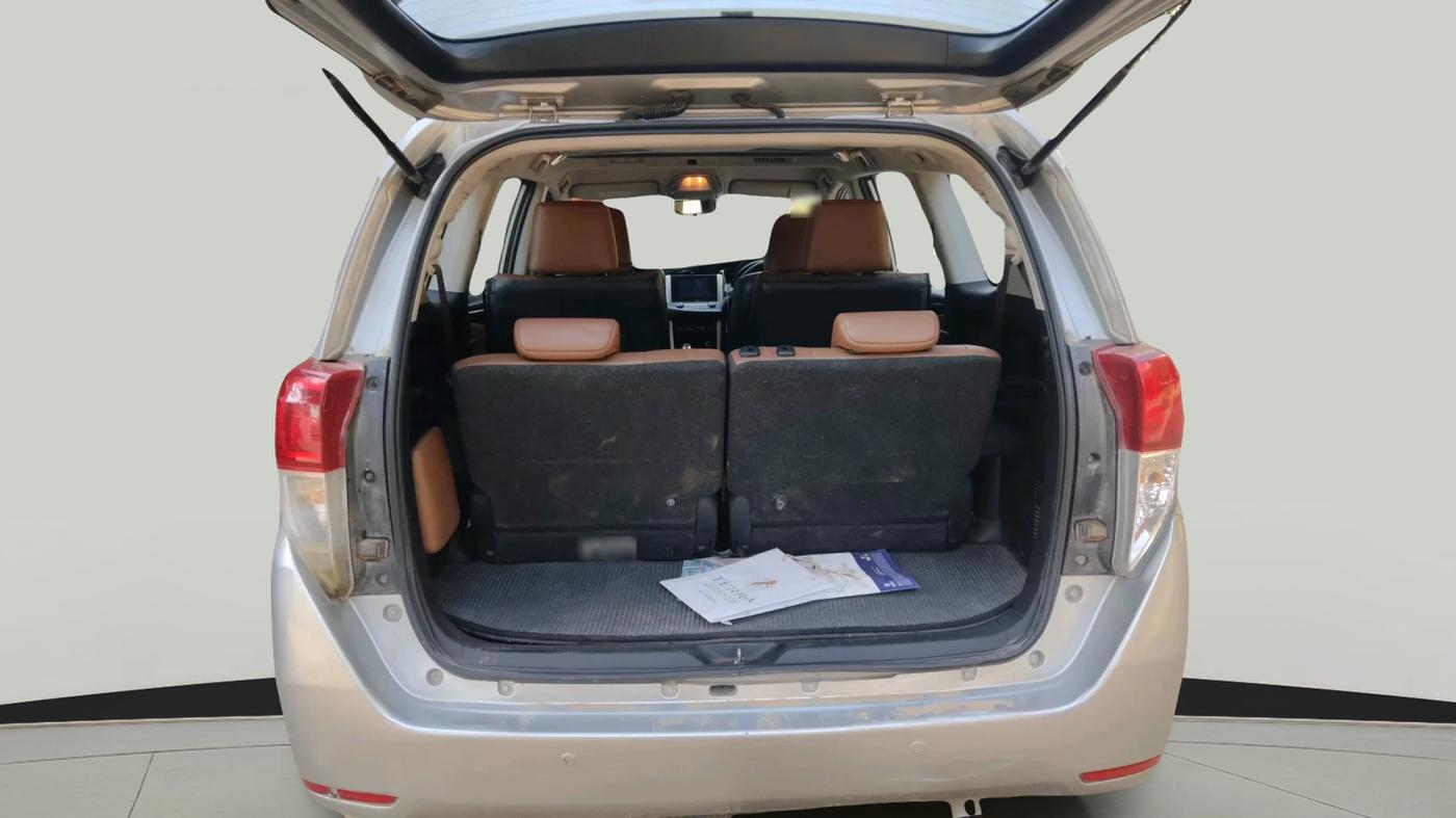 2017 Toyota Innova Crysta 2.8 ZX AT 7 STR, Diesel, Automatic, 1,12,278 km, exterior