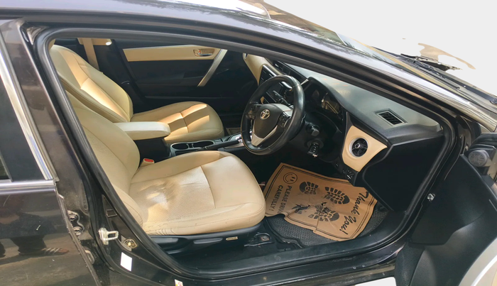 2018 Toyota Corolla Altis G CVT PETROL, Petrol, Automatic, 56,147 km, interior