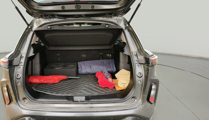 2022 Maruti Grand Vitara ALPHA SMART HYBRID AT, Petrol, Automatic, 68,071 km, exterior