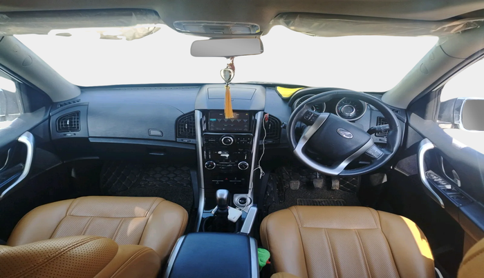 2019 Mahindra XUV500 W9, Diesel, Manual, 43,638 km, interior