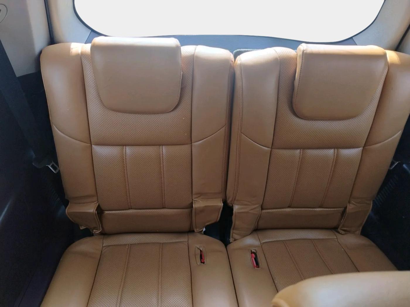 2019 Mahindra XUV500 W9, Diesel, Manual, 44,000 km, interior