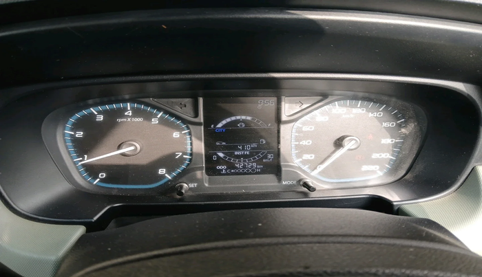 2023 Tata PUNCH ADVENTURE MT, Petrol, Manual, 42,729 km, interior