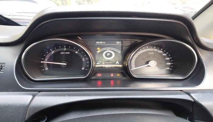 2017 Tata Hexa XTA 4X2 7 STR, Diesel, Automatic, 1,19,810 km, interior