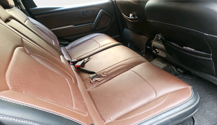 2024 Mahindra SCORPIO-N Z4 PETROL AT 7 STR, Petrol, Automatic, 17,758 km, interior