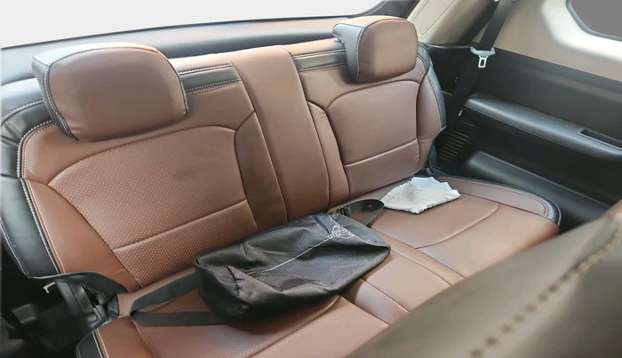 2024 Mahindra SCORPIO-N Z4 PETROL AT 7 STR, Petrol, Automatic, 17,758 km, interior