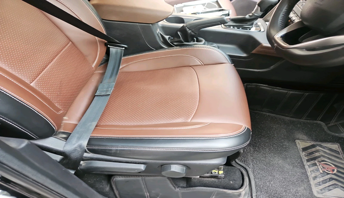 2024 Mahindra SCORPIO-N Z4 PETROL AT 7 STR, Petrol, Automatic, 17,758 km, interior