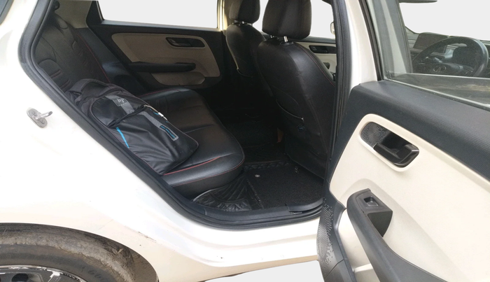 2021 Tata ALTROZ XT DIESEL, Diesel, Manual, 1,06,870 km, interior