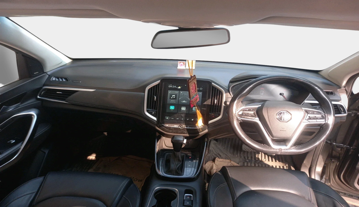 2019 MG HECTOR SHARP 1.5 DCT PETROL, Petrol, Automatic, 1,06,349 km, interior