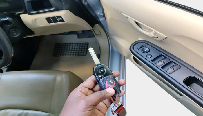 2017 Honda Amaze 1.5L I-DTEC S OPT, Diesel, Manual, 1,04,221 km, interior