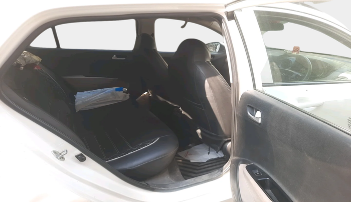 2015 Hyundai Grand i10 SPORTZ 1.2 KAPPA VTVT, Petrol, Manual, 68,350 km, interior