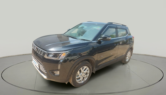 2023 Mahindra XUV300 W8 1.5 DIESEL, Diesel, Manual, 9,721 km, exterior