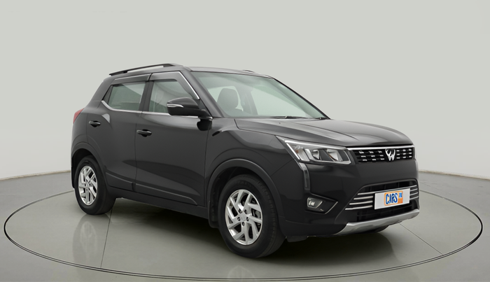 2023 Mahindra XUV300 W8 1.5 DIESEL, Diesel, Manual, 9,721 km, exterior