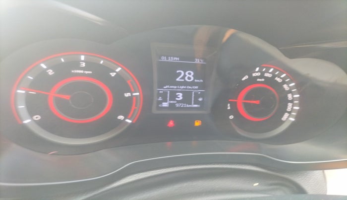 2023 Mahindra XUV300 W8 1.5 DIESEL, Diesel, Manual, 9,721 km, interior