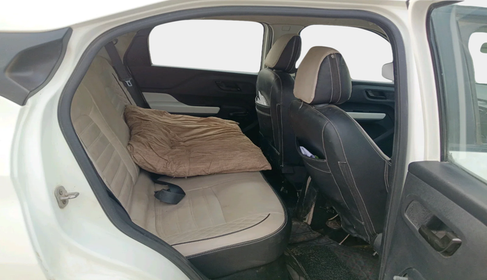 2023 Tata PUNCH PURE MT CNG, Petrol, Manual, 42,265 km, interior