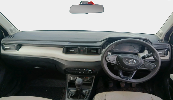 2023 Tata PUNCH PURE MT CNG, Petrol, Manual, 42,265 km, interior