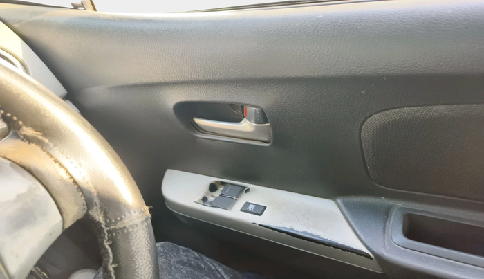 2012 Maruti Wagon R 1.0 LXI CNG, Petrol, Manual, 84,368 km, interior