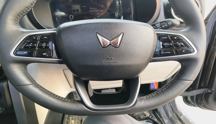 2025 Mahindra Thar Roxx AX7 L Diesel AT 2WD, Diesel, Automatic, 23,220 km, interior