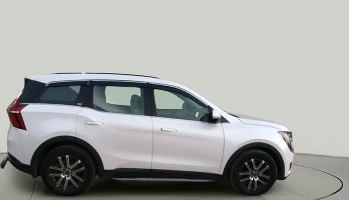 2023 Mahindra XUV700 AX 7 LUXURY D AT 7 STR, Diesel, Automatic, 84,920 km, exterior