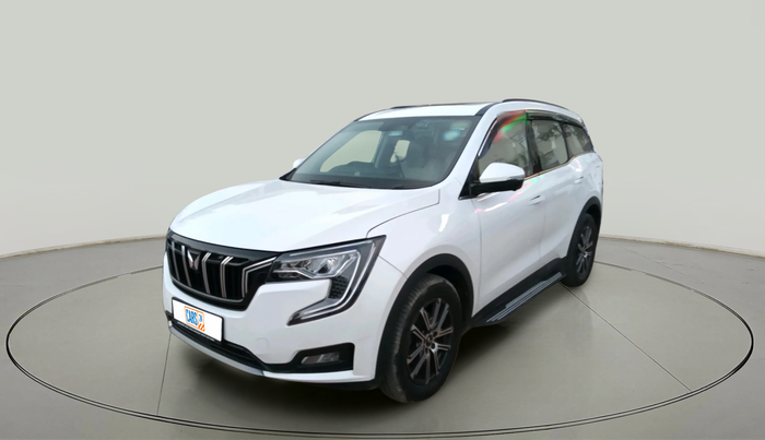 2023 Mahindra XUV700 AX 7 LUXURY D AT 7 STR, Diesel, Automatic, 84,920 km, exterior