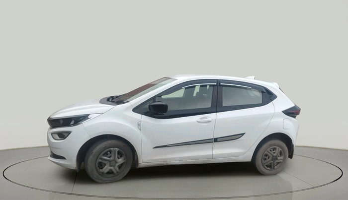 2024 Tata ALTROZ XE CNG, Petrol, Manual, 35,668 km, exterior