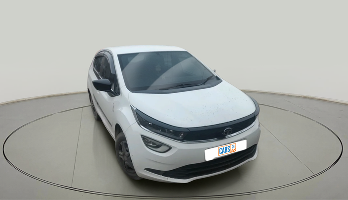 2024 Tata ALTROZ XE CNG, Petrol, Manual, 35,668 km, exterior