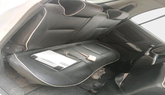 2011 Maruti Wagon R 1.0 VXI, Petrol, Manual, 1,29,713 km, interior