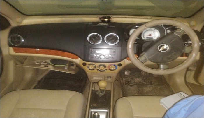 2010 Chevrolet Aveo LS 1.4, Petrol, Manual, 1,80,000 km, interior