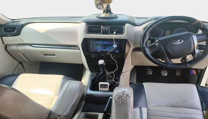 2018 Mahindra Scorpio S7, Diesel, Manual, 1,10,879 km, interior