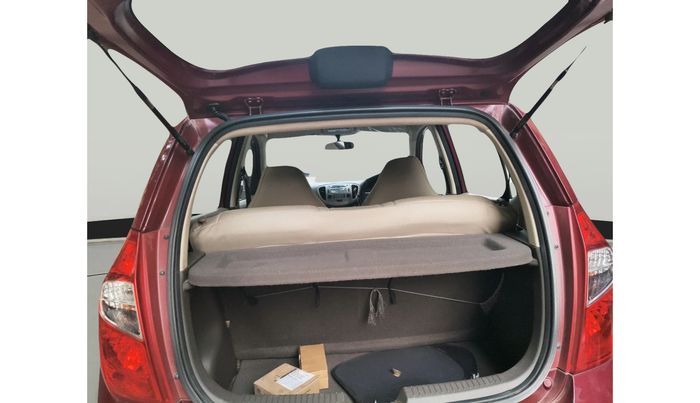 2015 Hyundai i10 SPORTZ 1.1, Petrol, Manual, 30,266 km, exterior